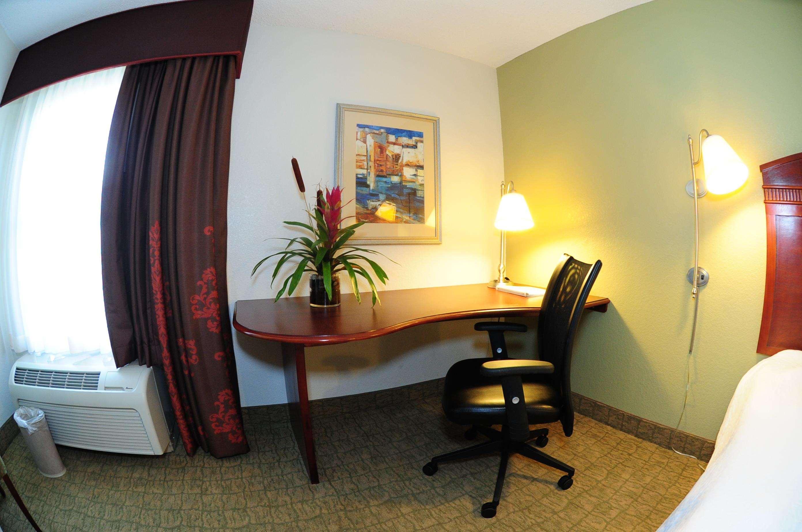 Hampton Inn & Suites Nashville-Airport Kamer foto