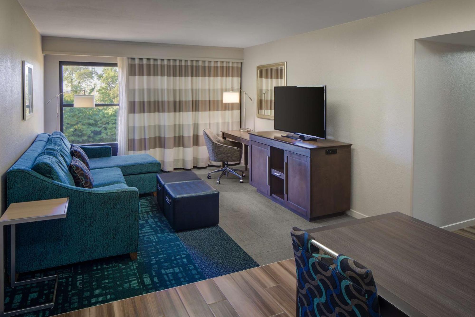 Hampton Inn & Suites Nashville-Airport Buitenkant foto