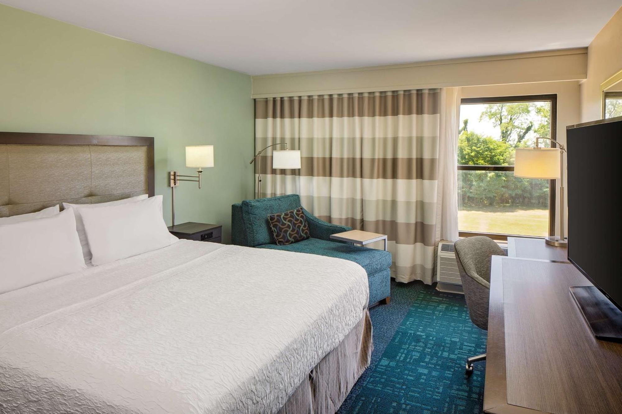 Hampton Inn & Suites Nashville-Airport Buitenkant foto